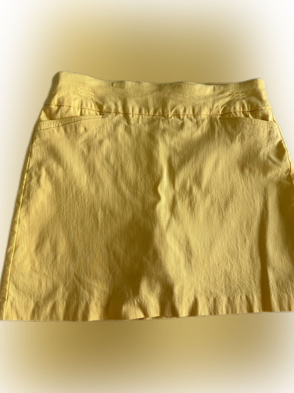 Attyre New York Sunburst Yellow Skort Size 10
